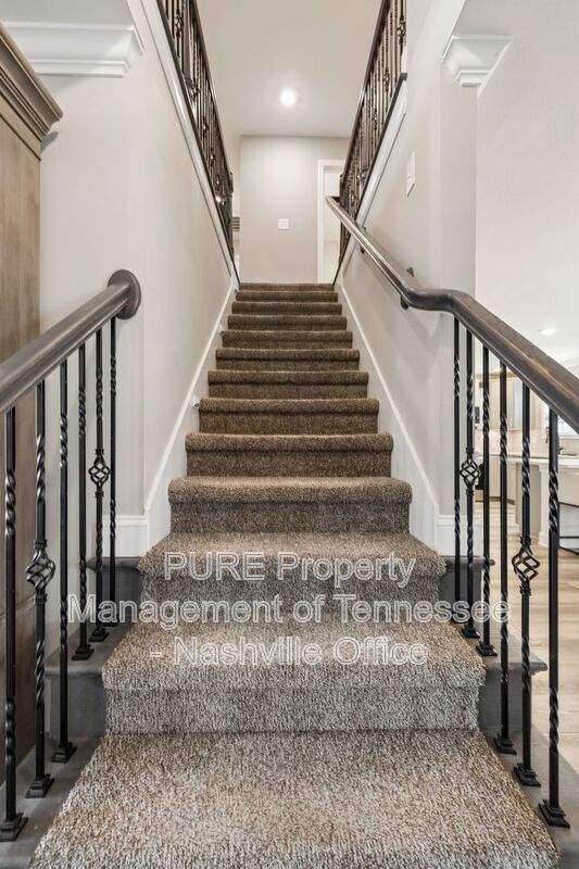 Building Photo - 429 Crestwicke Ct
