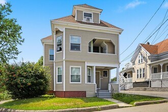 Building Photo - 88 Weston St