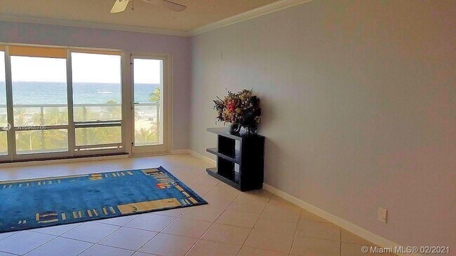 Building Photo - 111 N Pompano Beach Blvd