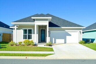 Building Photo - Savannah Station 3 Bedroom 2 Bath