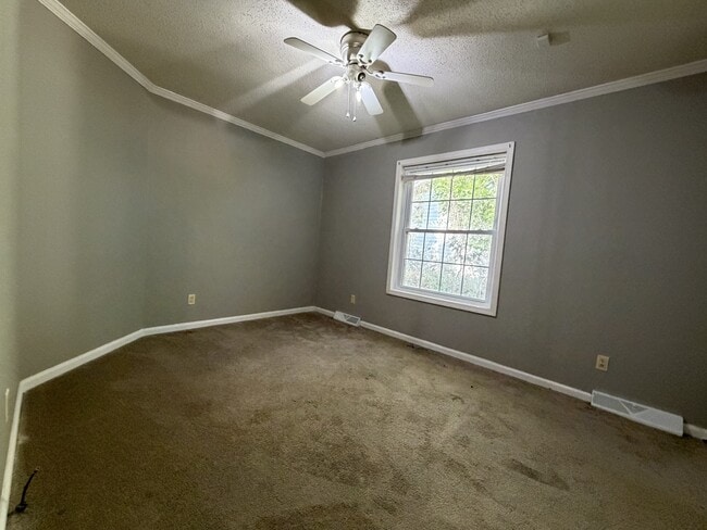 Building Photo - 507 W Norment Ave