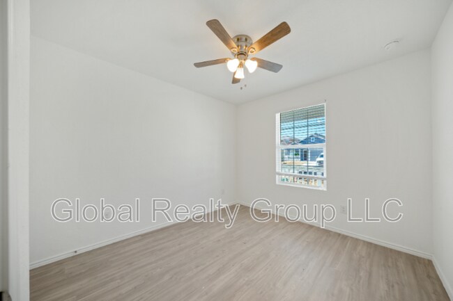 Building Photo - 5510 Basil Chase