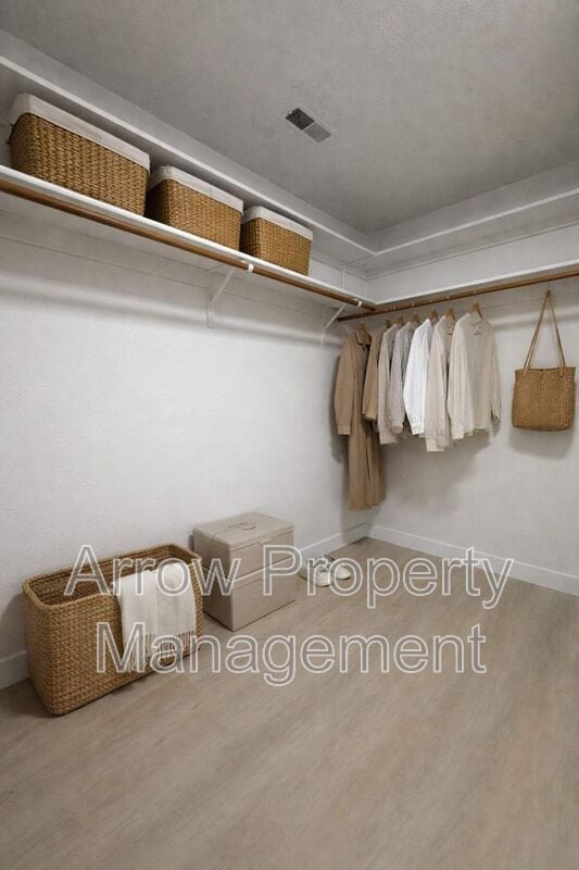 Building Photo - 2380 N 44th St