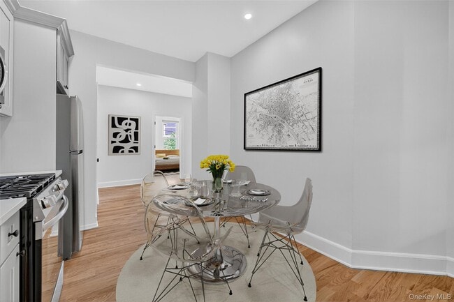 Building Photo - 79 Main St