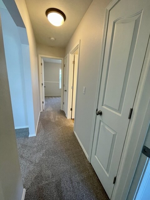 Building Photo - 5008 N Rothmans Ave