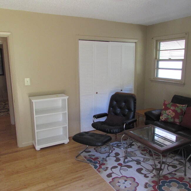 Building Photo - 366 Adolph Taylor Rd