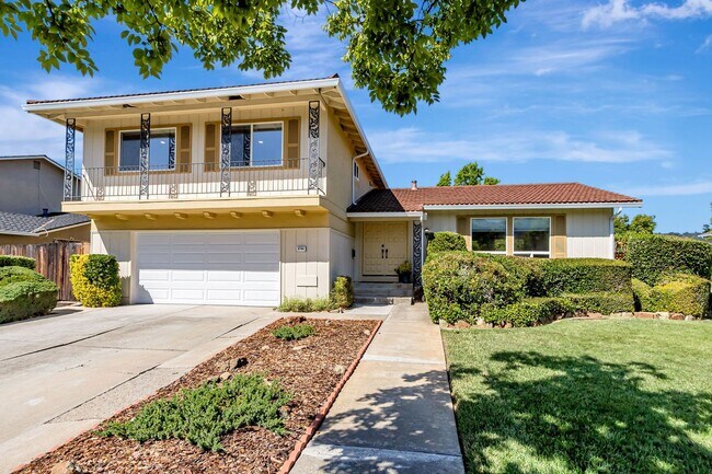 Building Photo - Stunning Updated Home in Almaden Valley