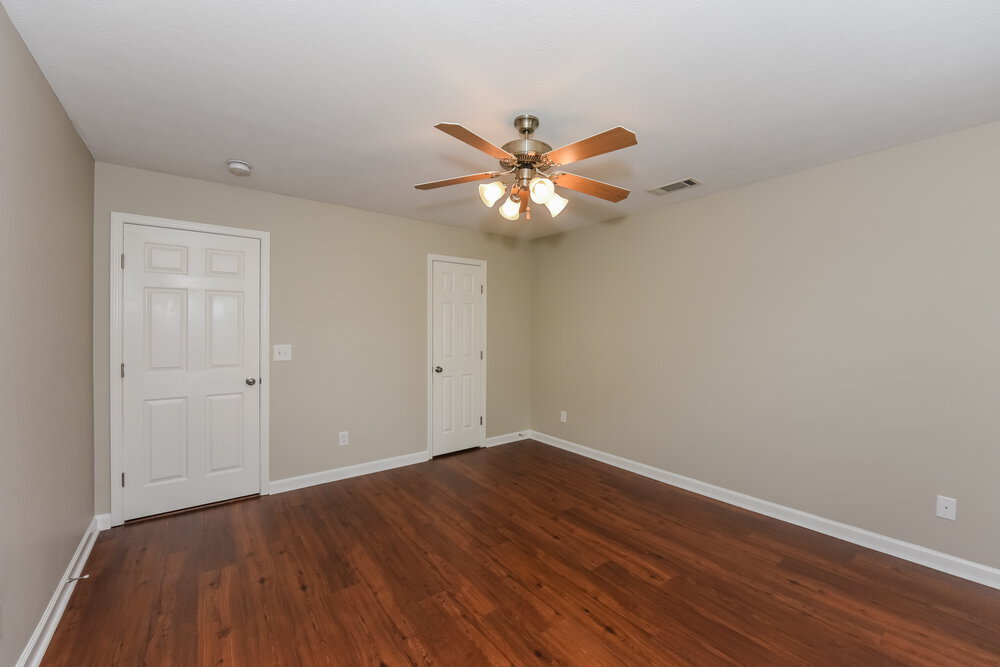 Building Photo - 143 Howard Woody Dr