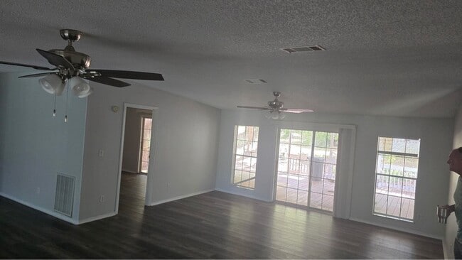 Building Photo - 6230 Anniedora Ln