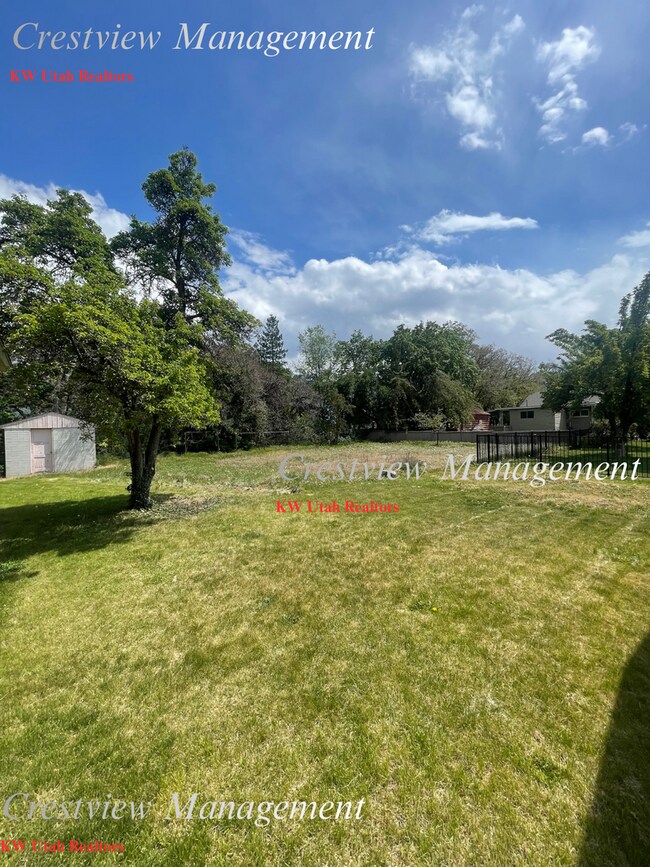 Building Photo - Charming Holladay Home in Prime Location