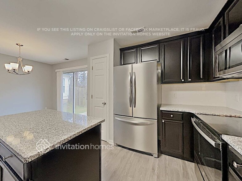 Building Photo - 12122 Stewarts Crossing Dr