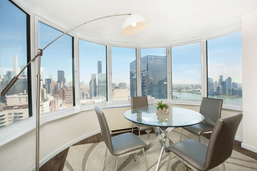 Building Photo - 330 E 38th St