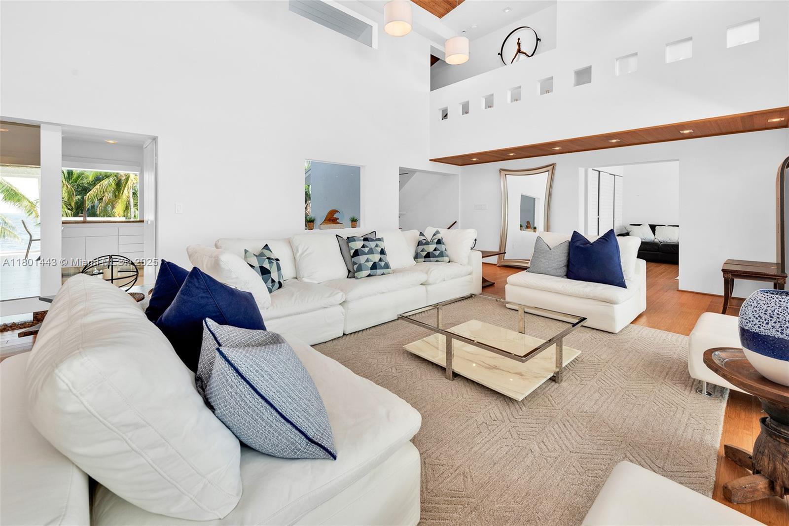 Building Photo - 60 Ocean Front Dr