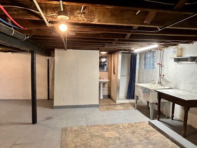 Building Photo - Beautiful Home for Rent