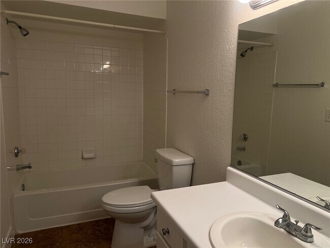 Building Photo - 8101 W Flamingo Rd