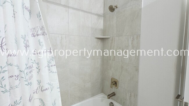 Building Photo - 10870 Grayhead Dr