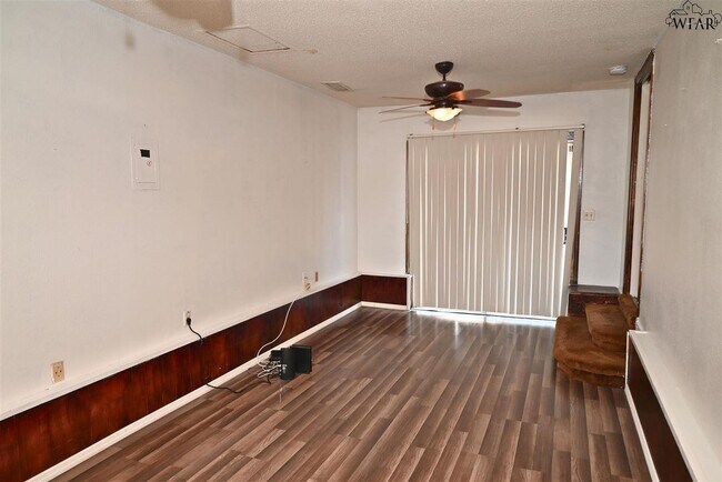 Building Photo - 1113 Harlan Ave
