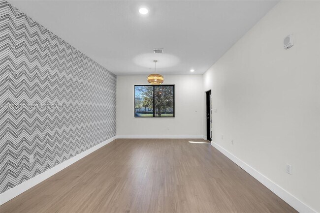 Building Photo - 8363 NW 41st St