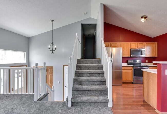 Building Photo - 7910 Redick Ave