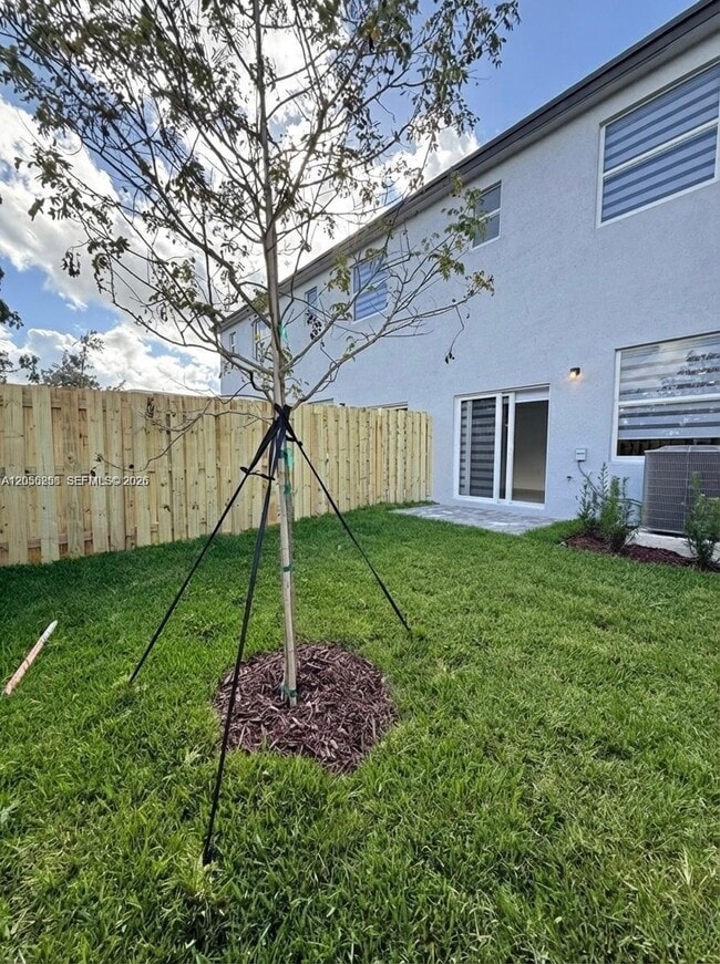 Building Photo - 26865 SW 121st Ave