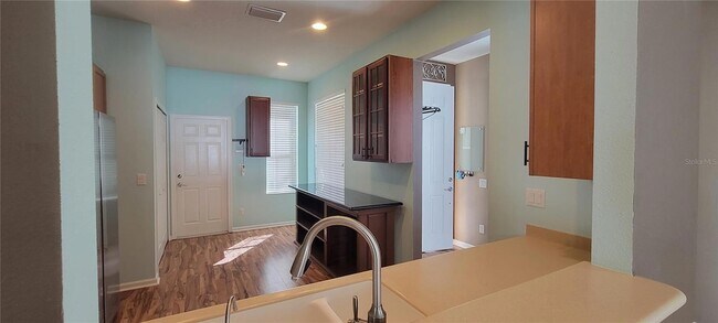 Building Photo - 1109 China Aster Way