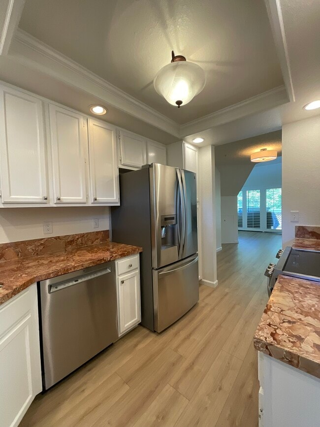 Building Photo - 46 Pelican Ln