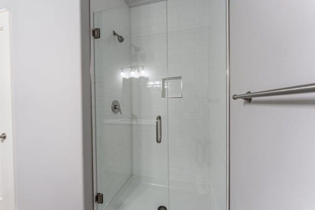 Building Photo - New 3 BR/3 Bath Home