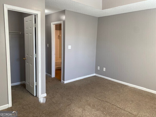Building Photo - 2304 Nicole Dr