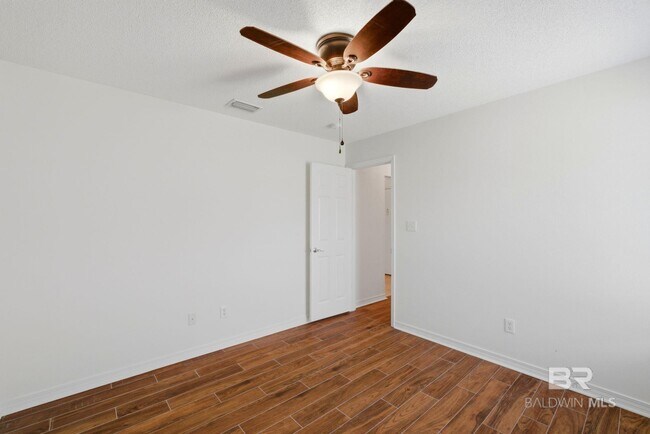 Building Photo - 22413 Bobcat Ln