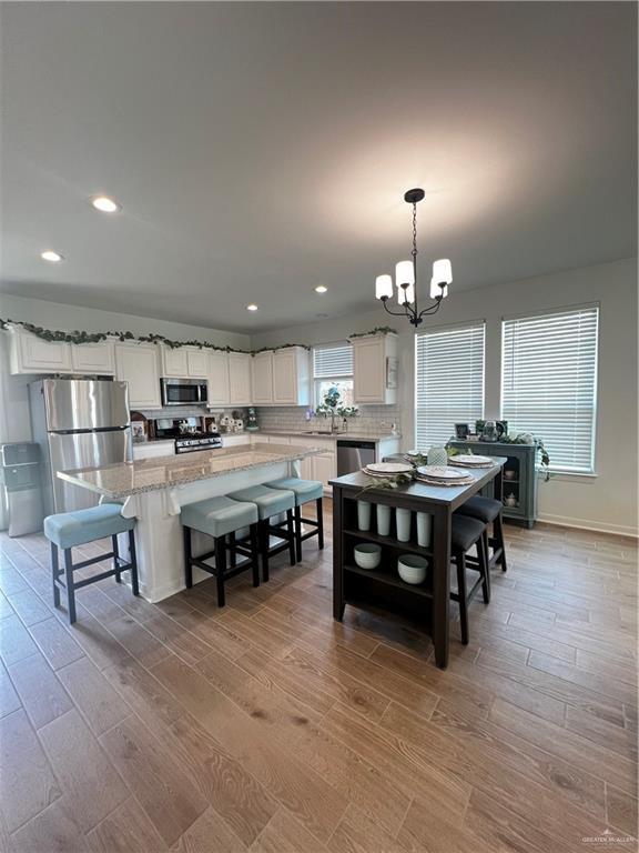 Building Photo - 23 El Paso Dr