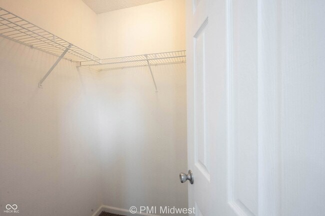 Building Photo - 7623 Hollow Reed Ct