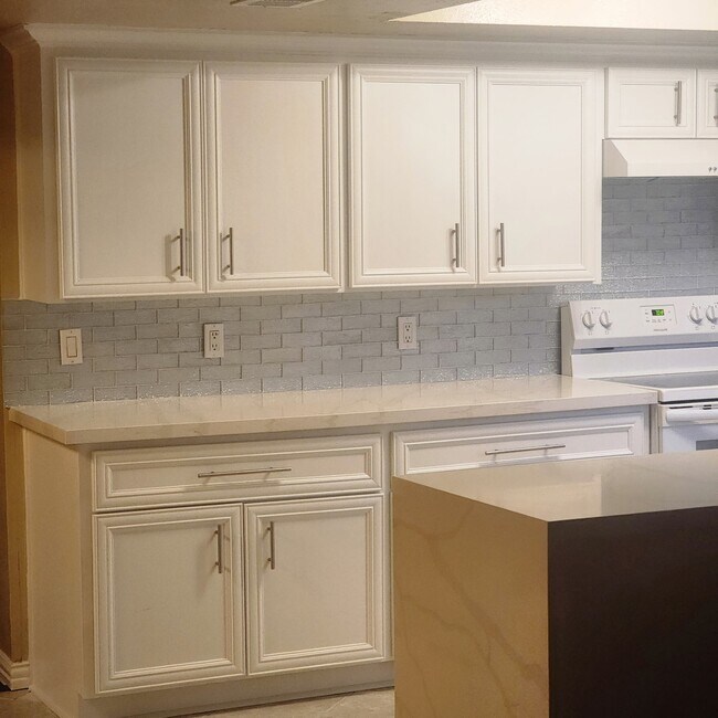 Building Photo - 7207 Addicks Clodine Rd