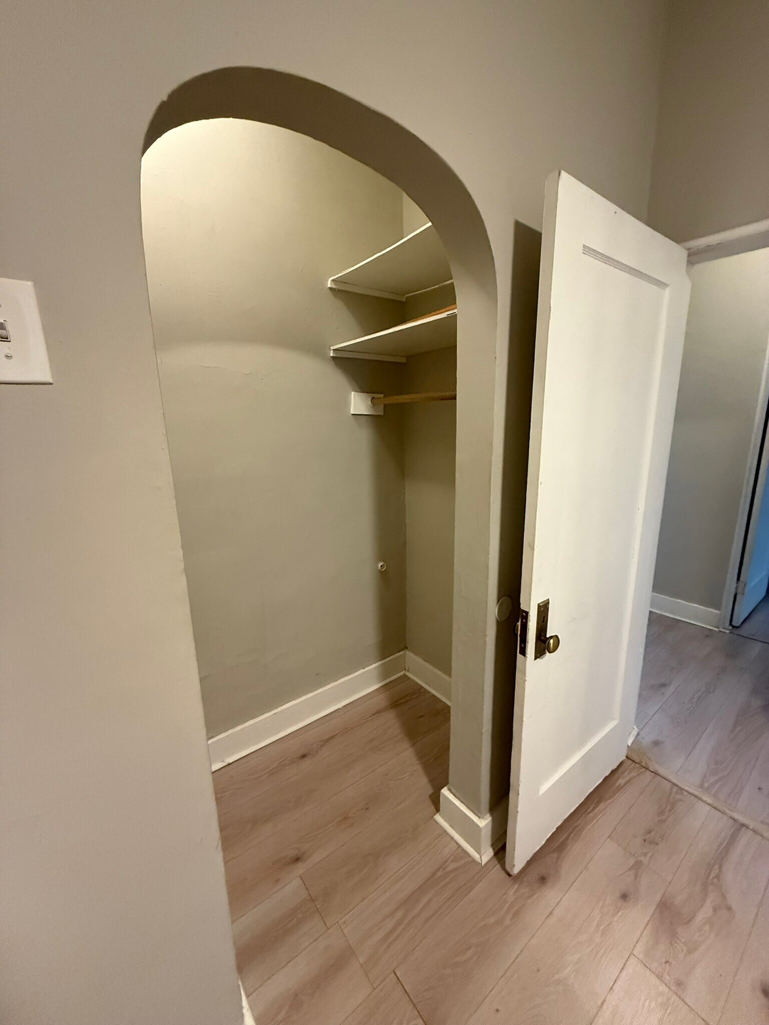 Building Photo - 512 S Randolph St