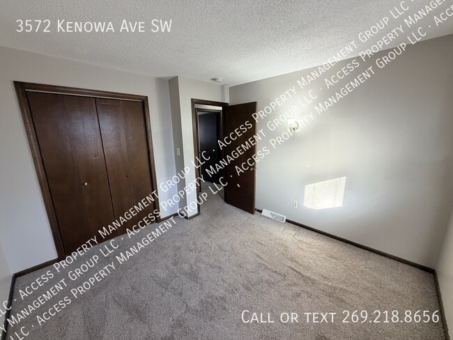Building Photo - 3572 Kenowa Ave SW