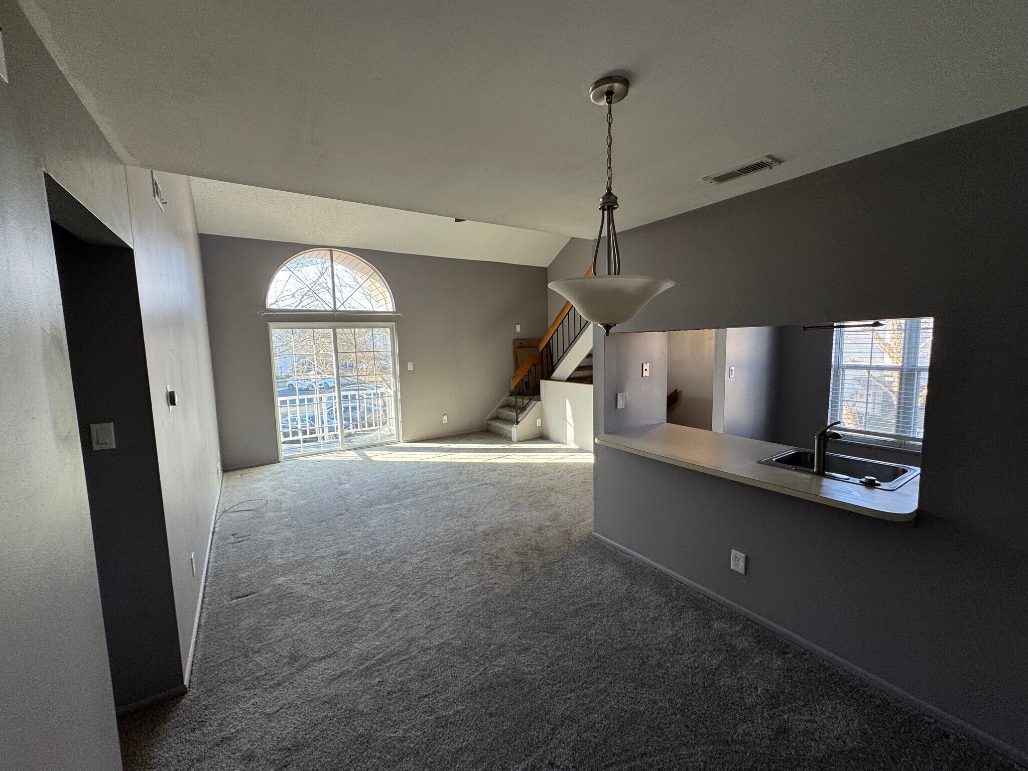 Building Photo - 1502B Denham Ct