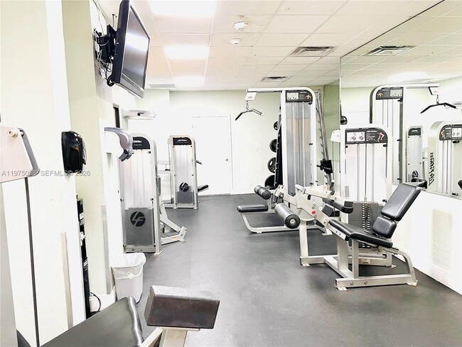 Building Photo - 3180 S Ocean Dr