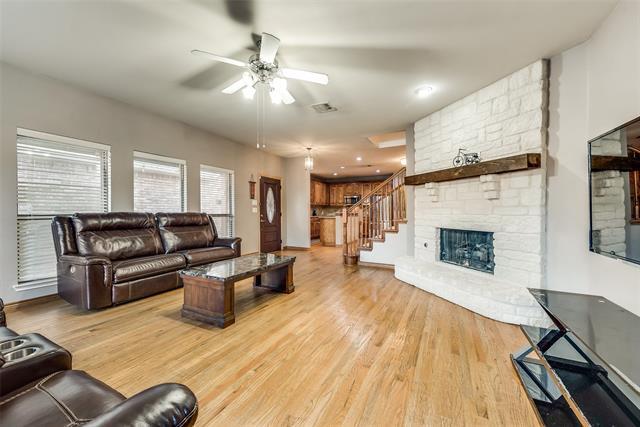 Building Photo - 1413 Snowberry Dr