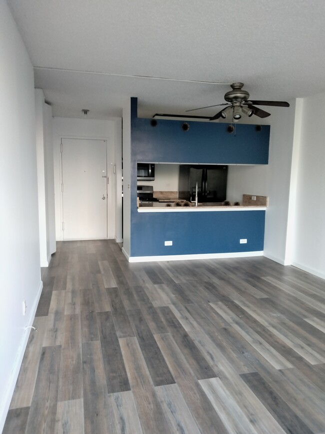 Entry/Kitchen/Dining area - 6254 97th Pl