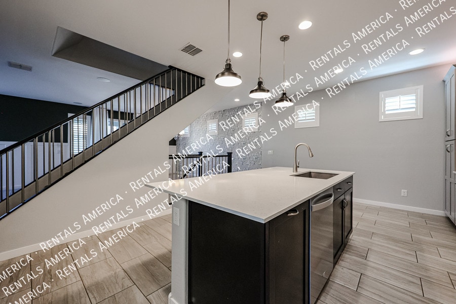 Building Photo - 7067 W Jasper Dr