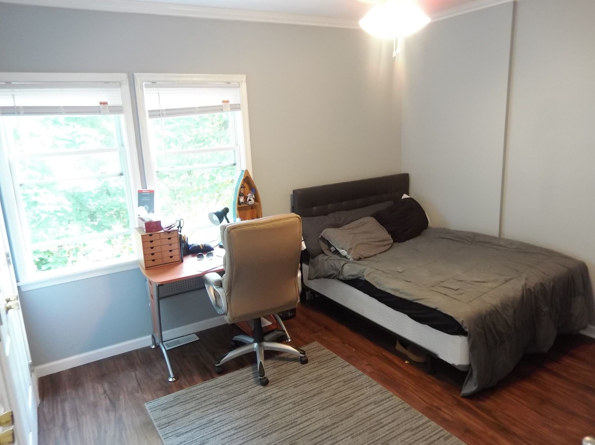 Building Photo - 205 Cherry St