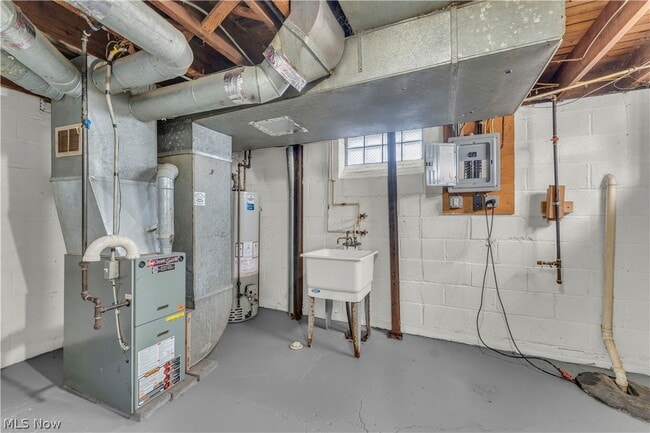 Building Photo - 24891 Fisher Rd