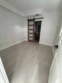 Building Photo - 9007 SW 38th St