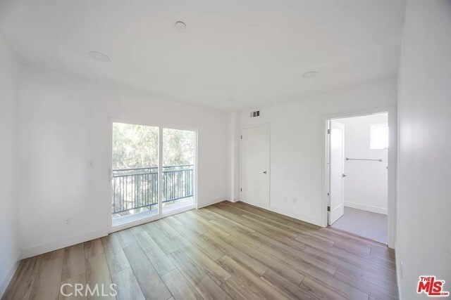 Building Photo - 2153 S West View St