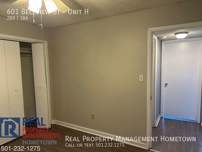 Building Photo - 2 Bed 1 Bath Apartment close to Oaklawn