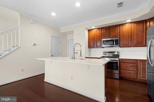 Building Photo - 21552 Romans Dr
