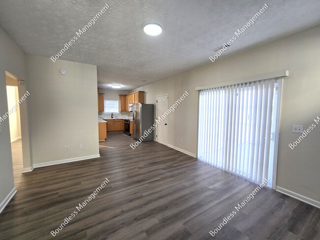 Building Photo - 4593 Parkway Cir