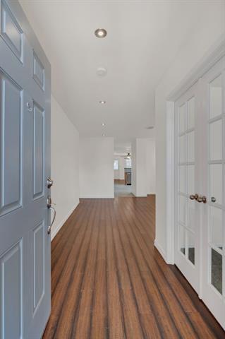 Building Photo - 2233 Cavalry Dr