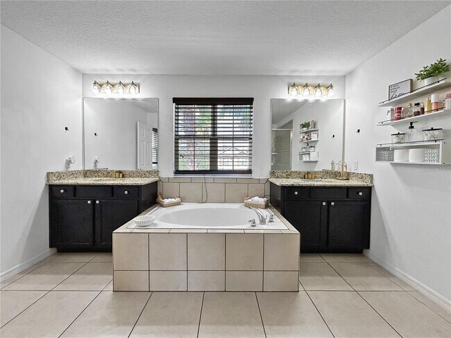 Building Photo - 2665 San Simeon Way