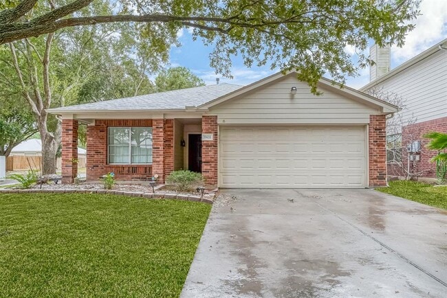 Building Photo - 17435 Turquoise Stream Dr