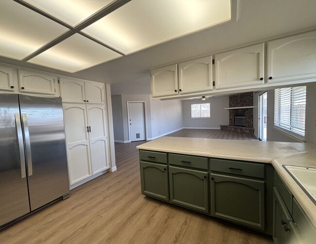 Building Photo - Beautiful House Available Now!!!